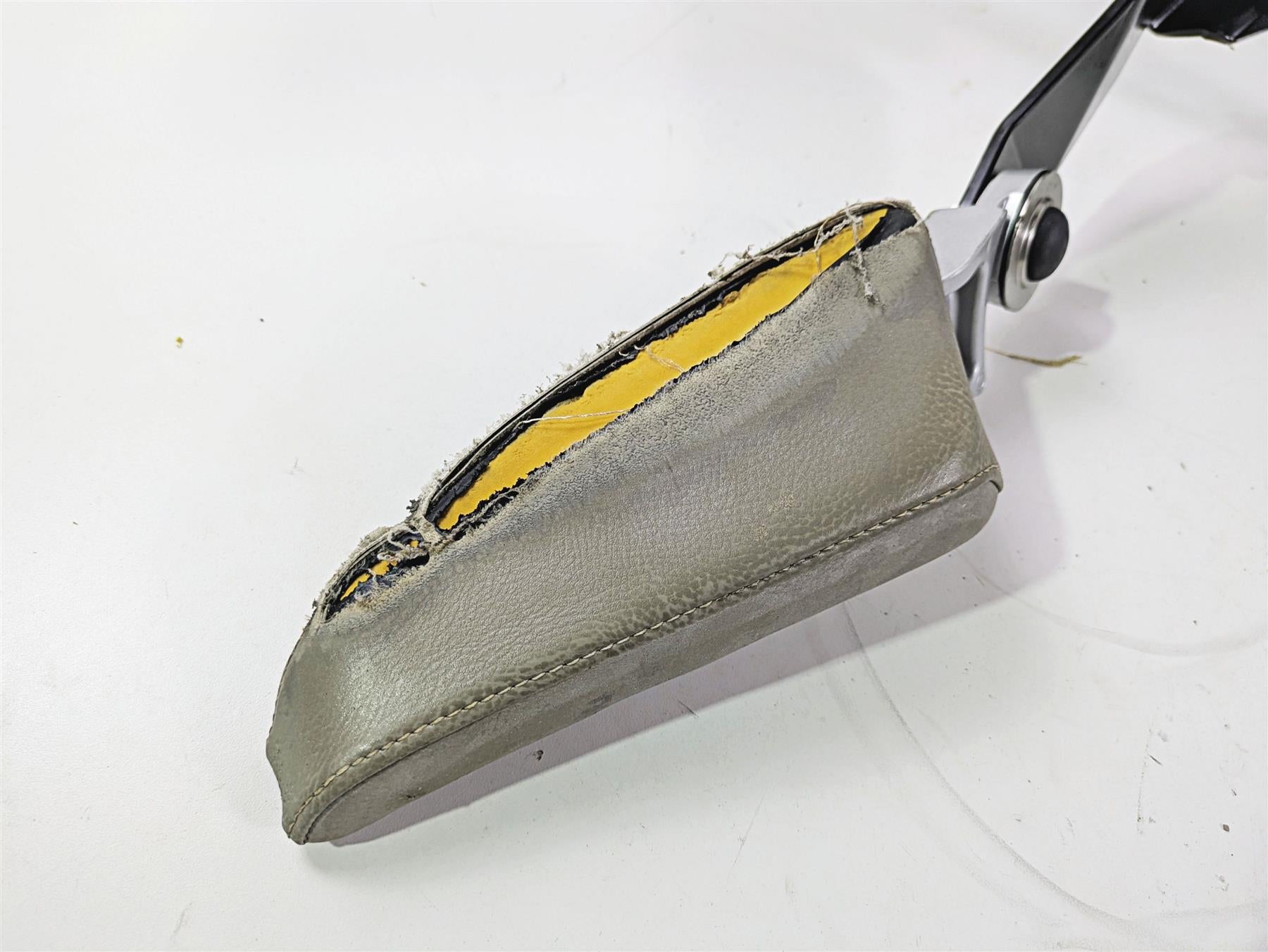 2014 BMW K1600 GTL K48 Rear Passenger Arm Rest - Read 77258524692 77258529024 {{ shop.shopifyCountryName }} - Mototech271