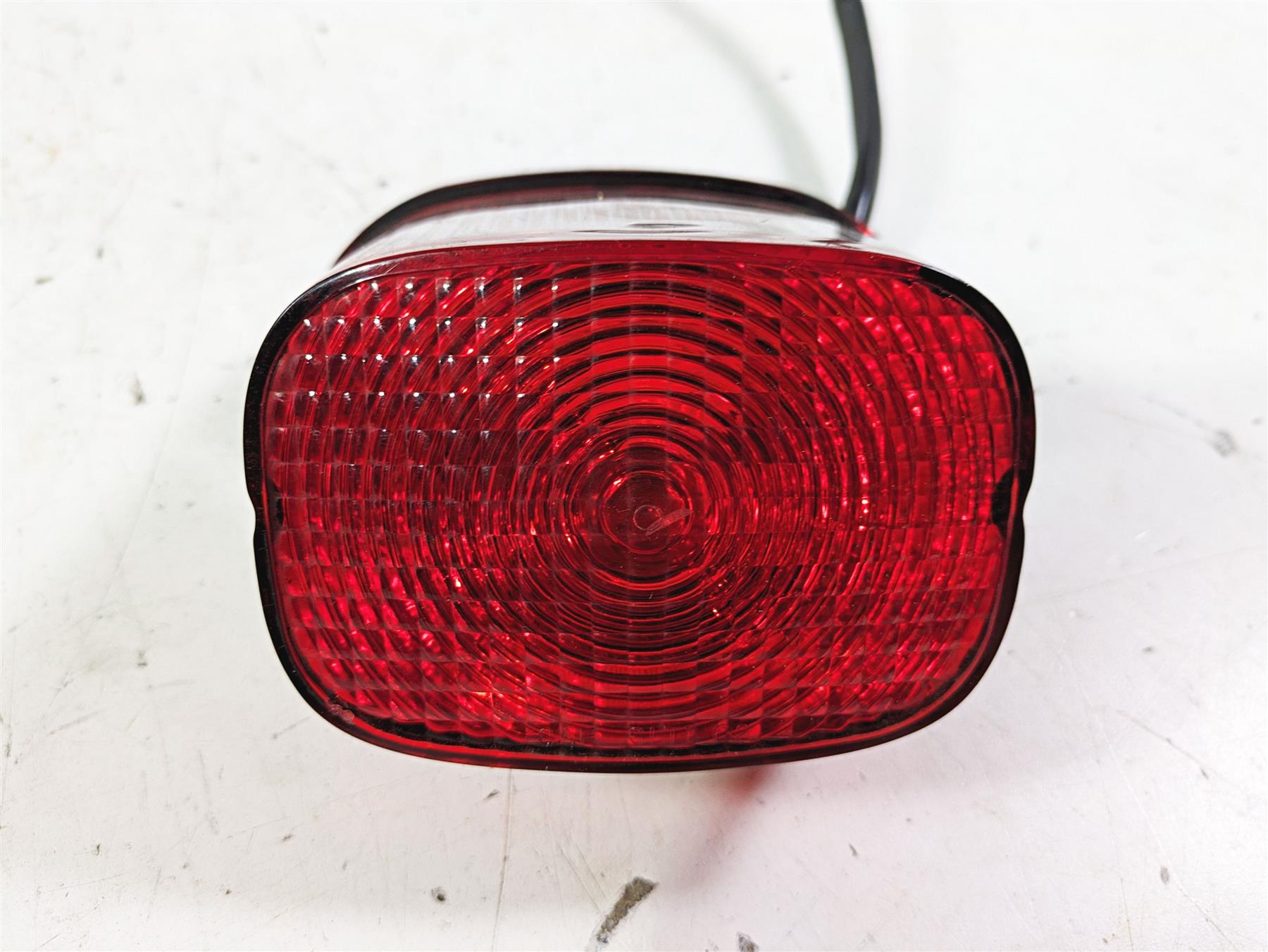 2003 Harley Touring FLHTCUI 100TH E-Glide Taillight & Wiring - Read 68713-94 {{ shop.shopifyCountryName }} - Mototech271