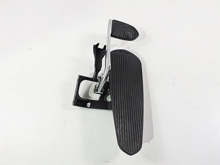 2017 Indian Chieftain Limited Right Floor Board & Brake Pedal 5138848 1019864 {{ shop.shopifyCountryName }} - Mototech271