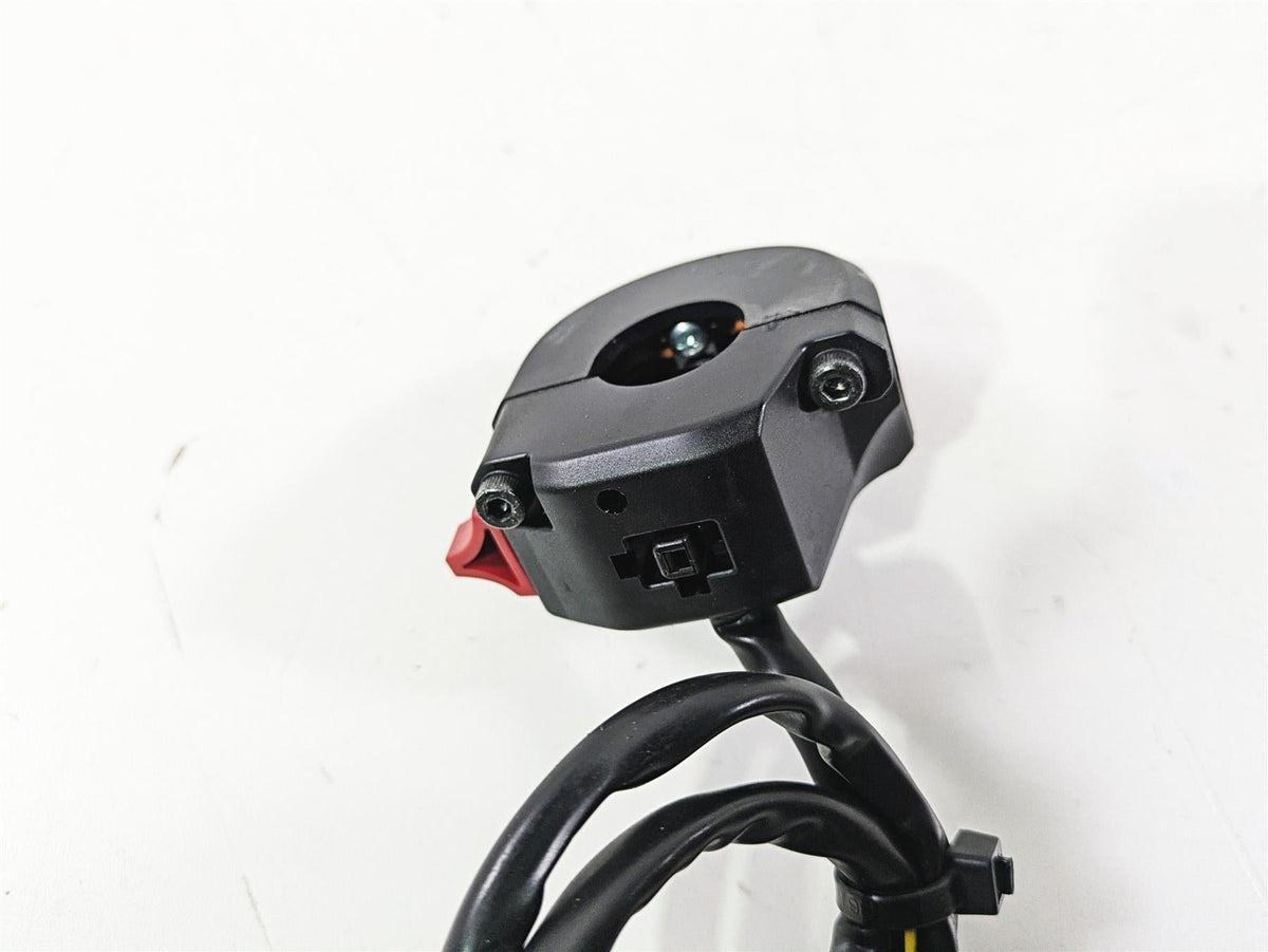 2023 Ducati Monster 937 SP Right Hand Start Kill Control Switch 65010283B {{ shop.shopifyCountryName }} - Mototech271