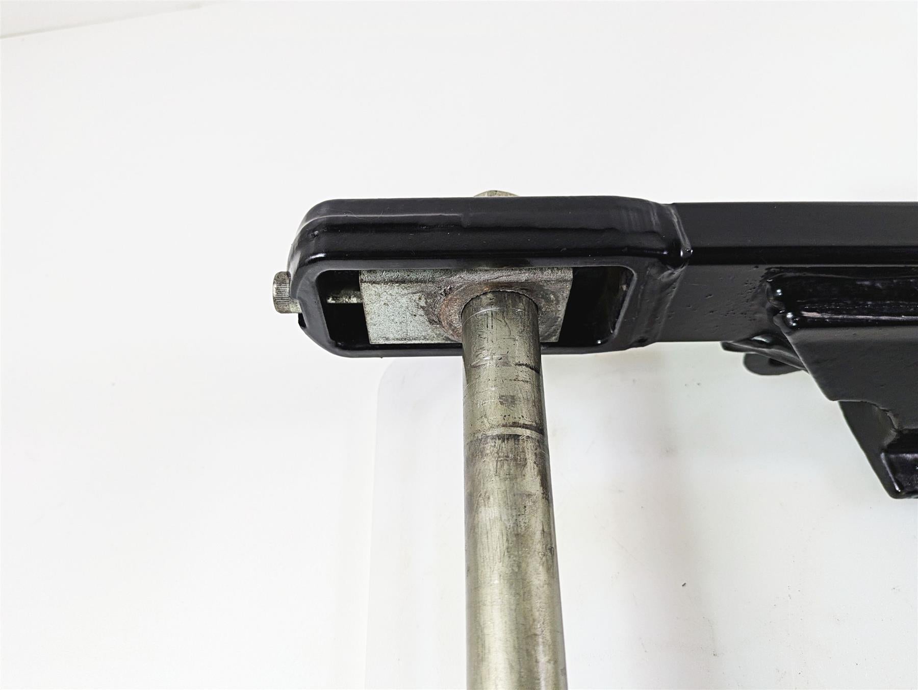 2011 Harley FXDC Dyna Super Glide Rear Swingarm & Belt Guards 47820-10 {{ shop.shopifyCountryName }} - Mototech271