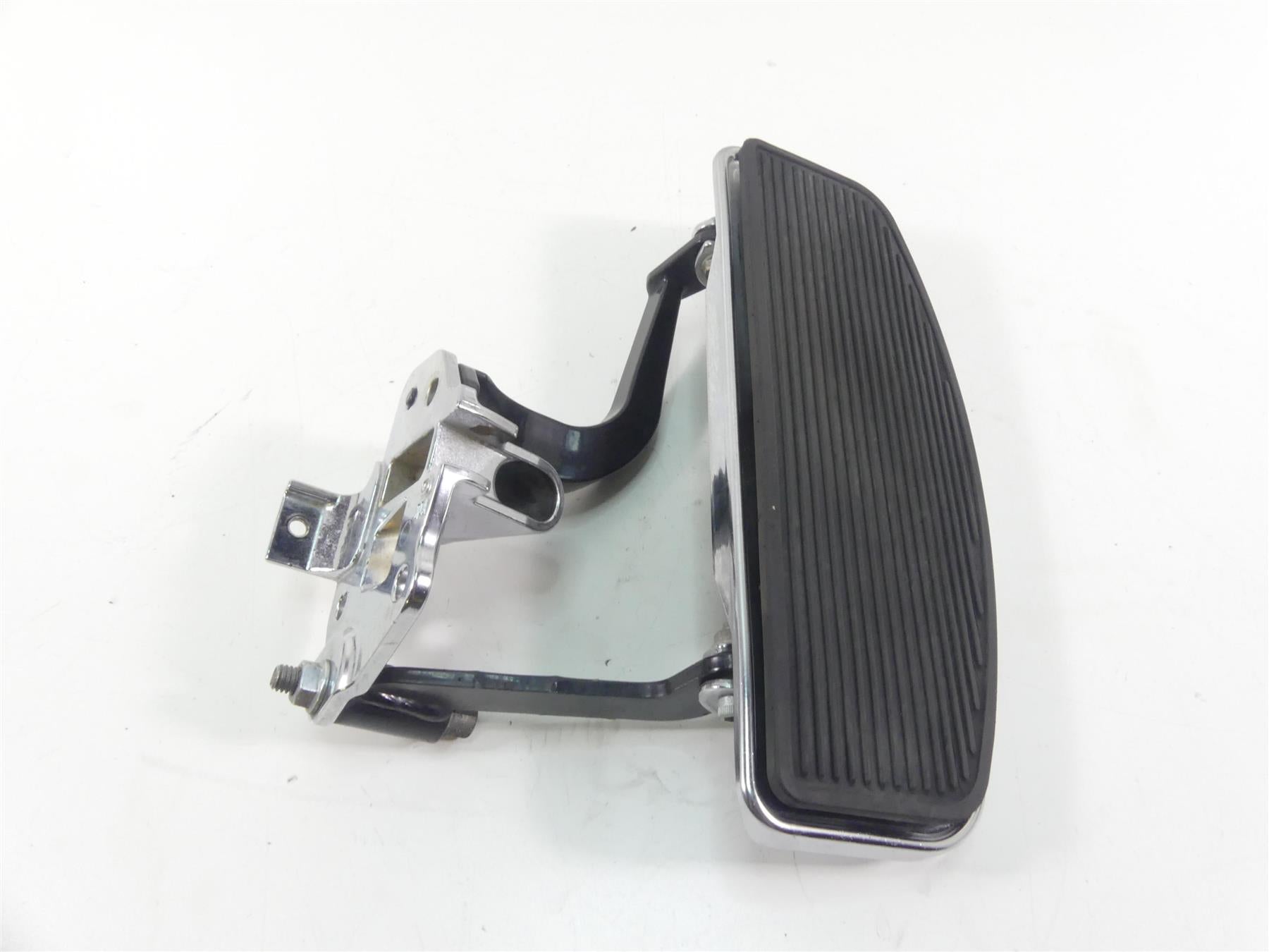 2014 Harley Touring FLHTK Electra Glide Left Rider Floor Board 50621-06 {{ shop.shopifyCountryName }} - Mototech271