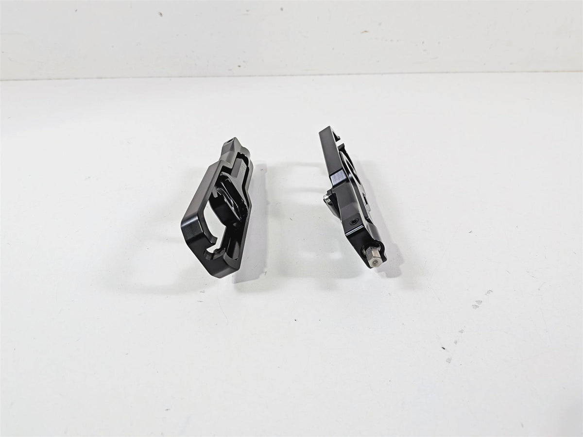 2018 Aprilia RSV4 RR Bonamici Racing Chain Adjusters Black CODE CHAD04_BK {{ shop.shopifyCountryName }} - Mototech271