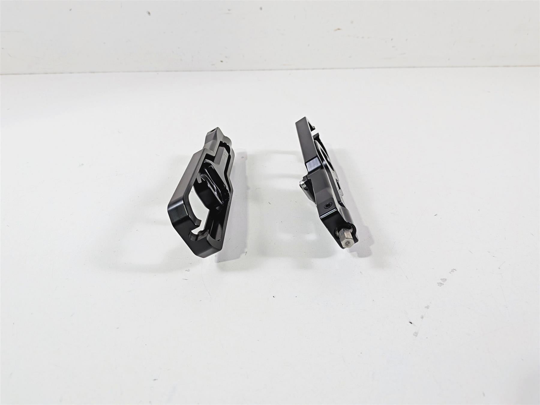 2018 Aprilia RSV4 RR Bonamici Racing Chain Adjusters Black CODE CHAD04_BK {{ shop.shopifyCountryName }} - Mototech271