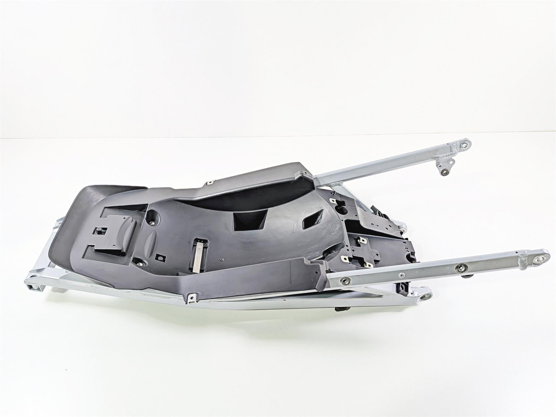 2023 BMW R1250RT RTP K52 Straight Rear Subframe Sub Frame 46518528588 {{ shop.shopifyCountryName }} - Mototech271