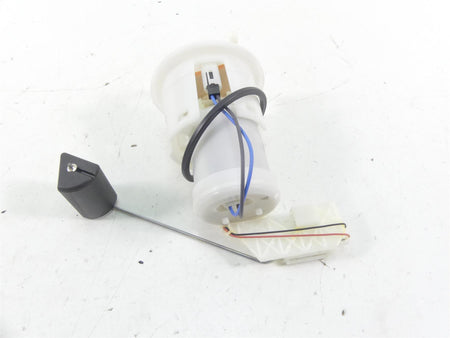 2021 Honda CBR600RR Fuel Gas Petrol Pump + Level Sender - Tested 16700-MFJ-D03 {{ shop.shopifyCountryName }} - Mototech271