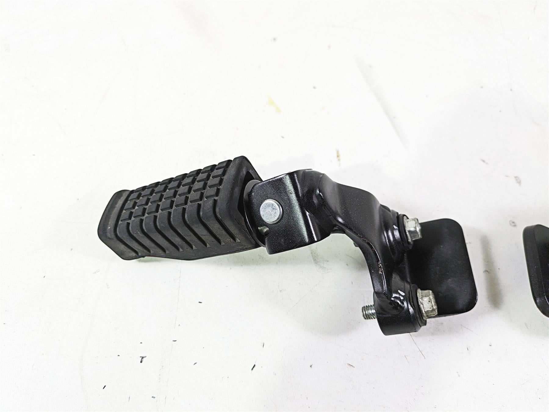 2023 Kawasaki KLR KL 650 Adventure Front Rider Footpeg Rest Set 34035-0004 {{ shop.shopifyCountryName }} - Mototech271