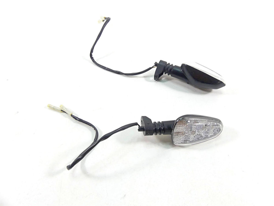 2022 Triumph Speed Triple 1200 RS Rear Blinker Turn Signal Set T2704035 {{ shop.shopifyCountryName }} - Mototech271