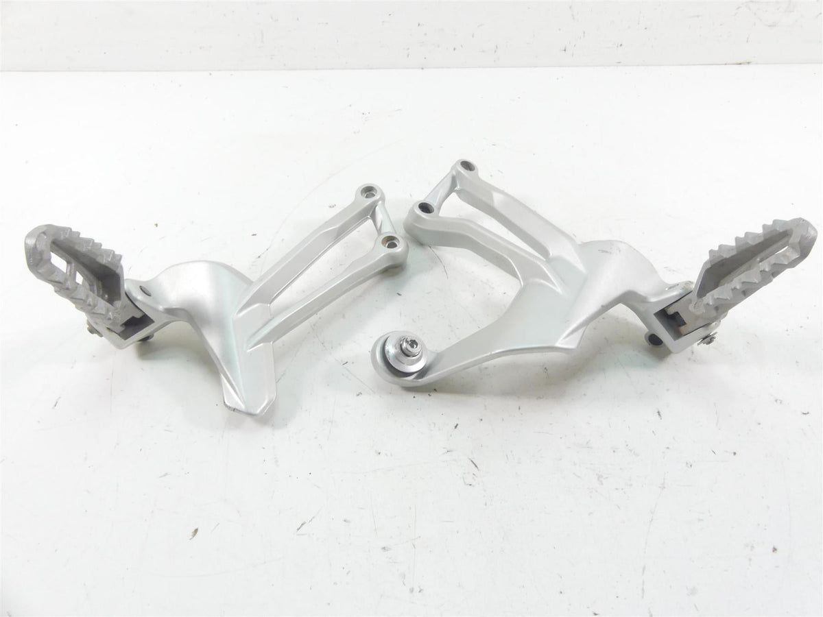 2020 Ducati Multistrada 1260 Enduro Rear Passenger Footpeg Rest Set 82412631AA {{ shop.shopifyCountryName }} - Mototech271
