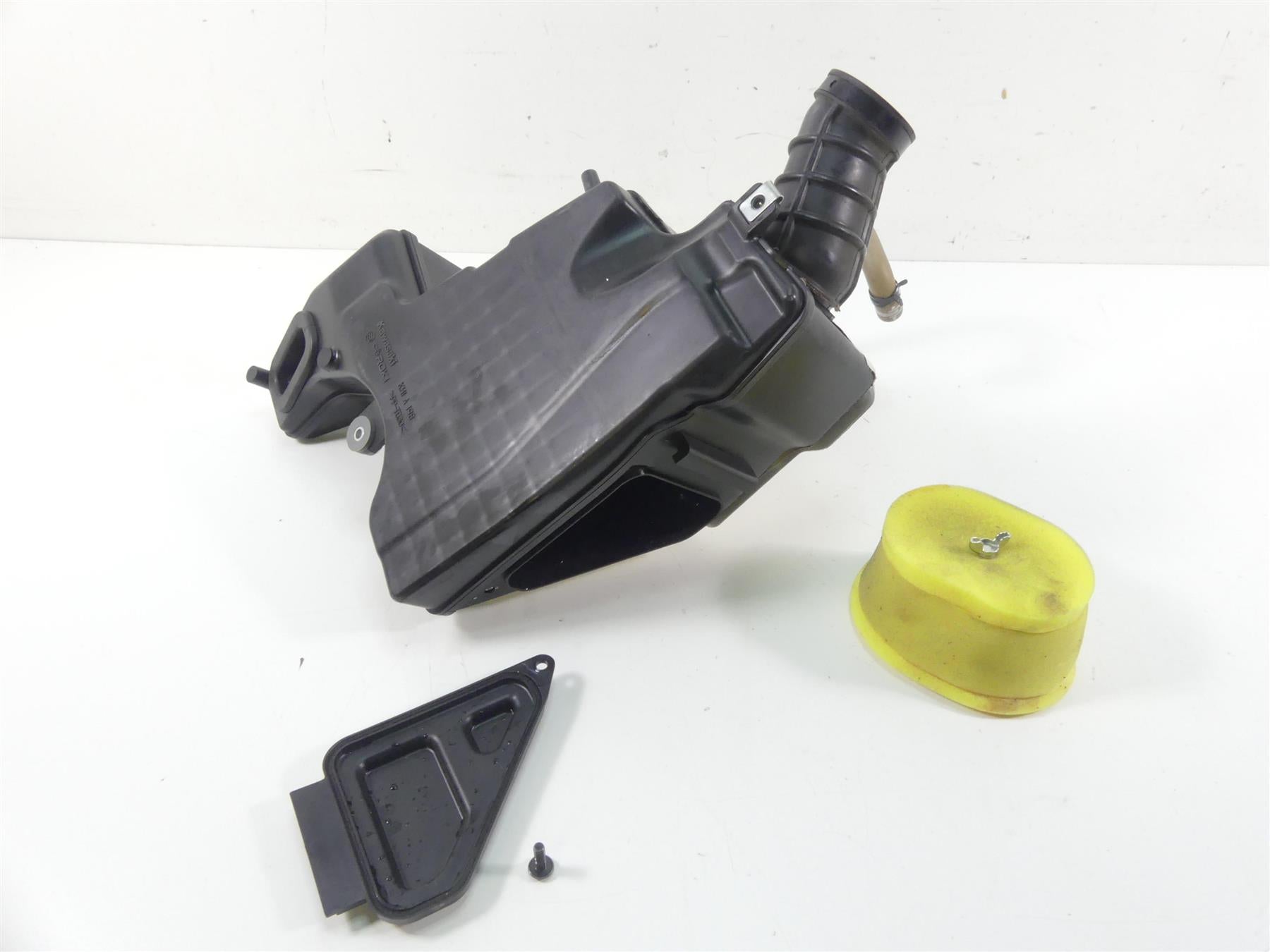 2022 Kawasaki KLR650 KL650 Adv Air Cleaner Breather Filter Box 11010-1805 {{ shop.shopifyCountryName }} - Mototech271