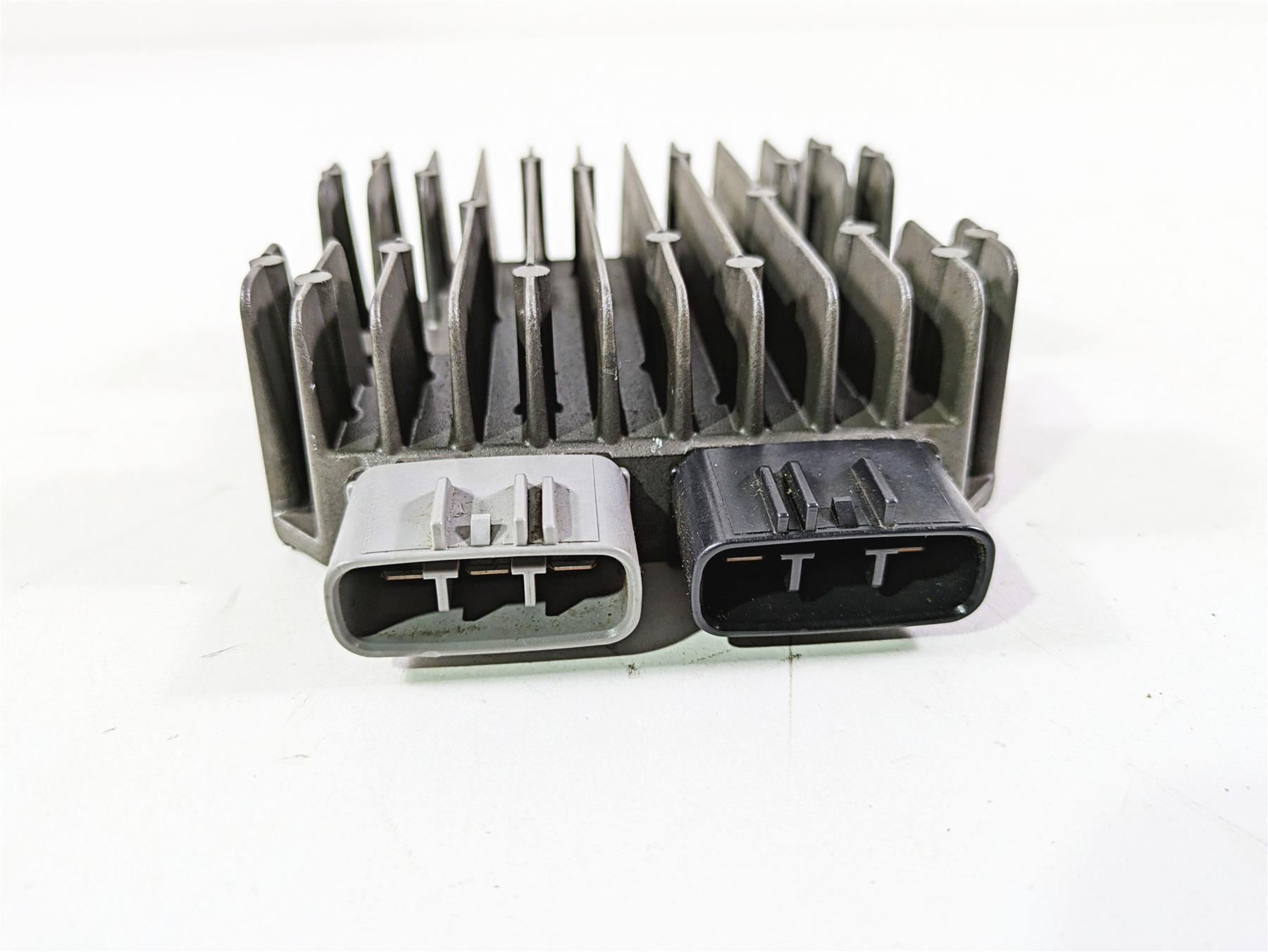 2021 Polaris RZR1000 XP Premium Rectifier Voltage Regulator 3Ph 50A 4016868 {{ shop.shopifyCountryName }} - Mototech271
