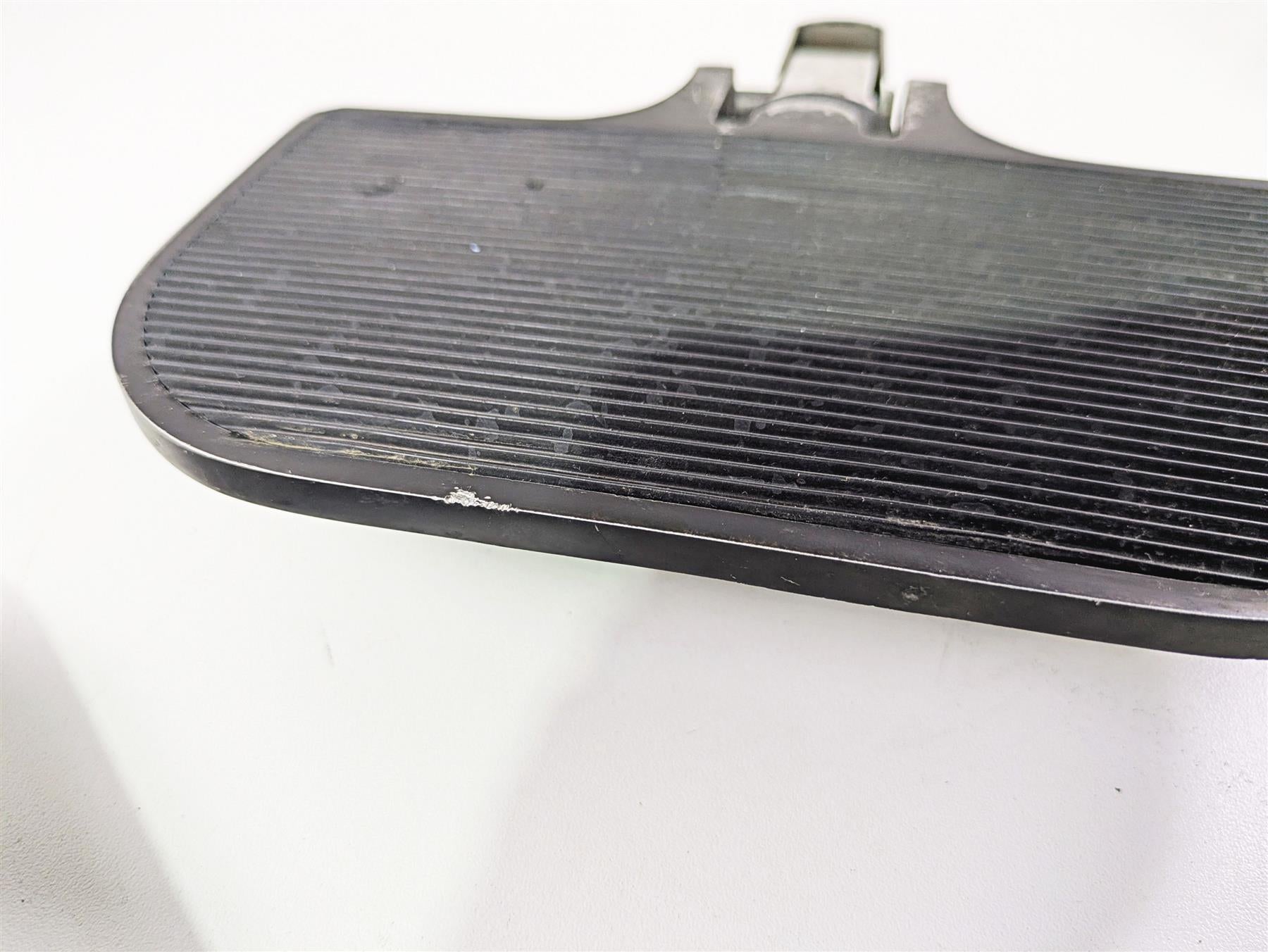 2018 Harley FLHCS Softail Heritage 115th Rear Passenger Floorboard Set 50500744 {{ shop.shopifyCountryName }} - Mototech271