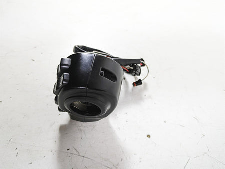 2015 Harley Touring FLHXS Street Glide Right Hand Start Control Switch 71500129C {{ shop.shopifyCountryName }} - Mototech271