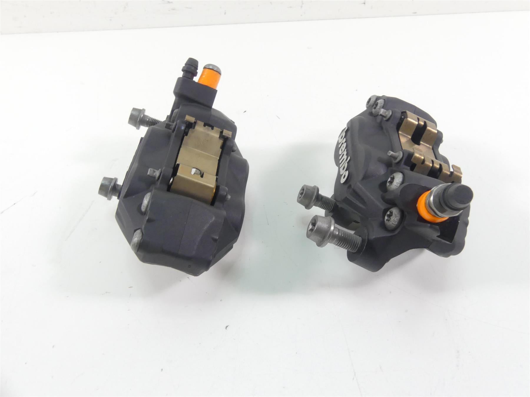 2017 BMW RnineT Racer K32 Front Brembo Brake Caliper Set 34117716717 34117716718 {{ shop.shopifyCountryName }} - Mototech271