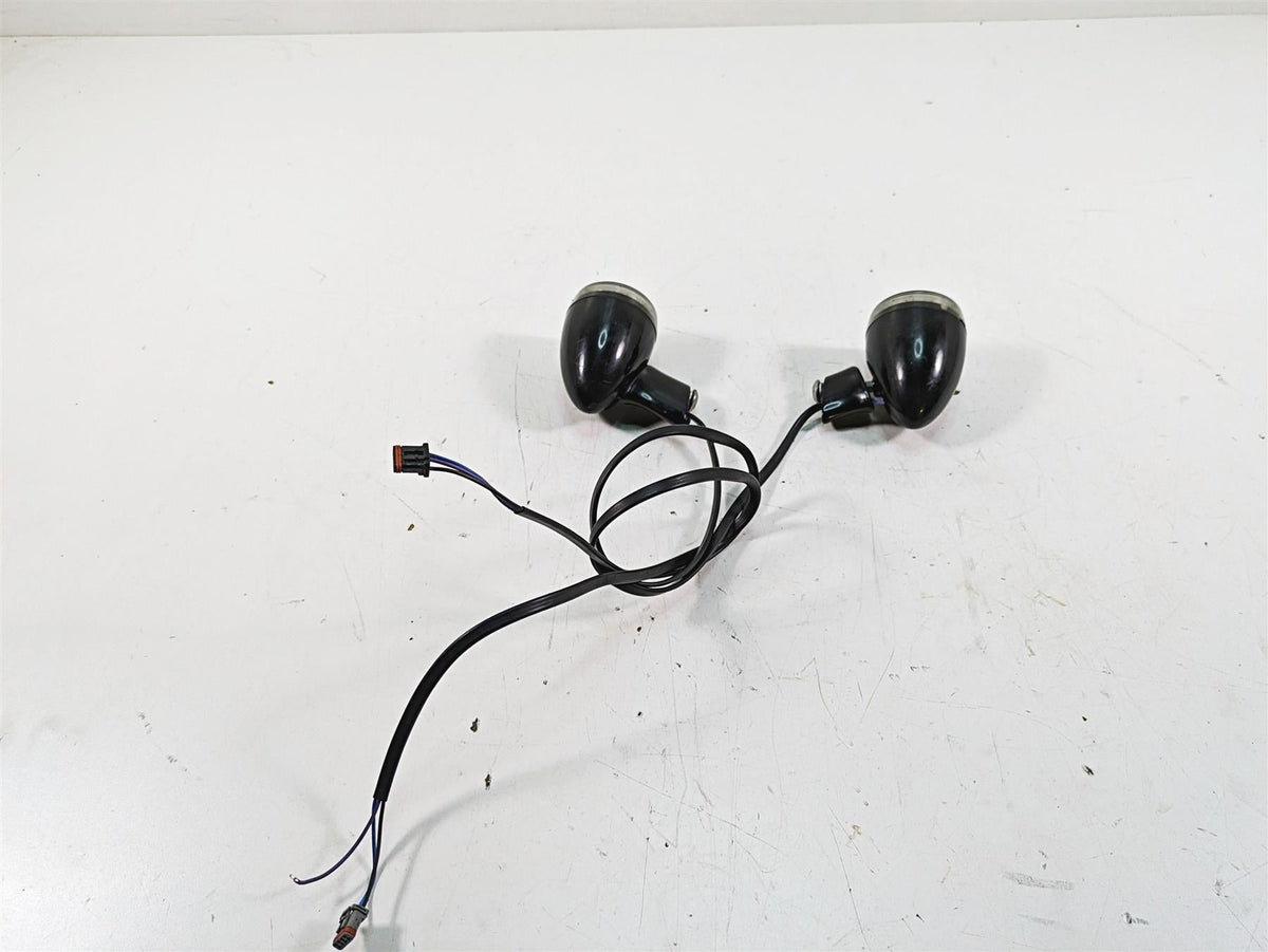 2020 Harley Softail FXBB Street Bob Rear Signature Led Turn Signal Set 67801152 {{ shop.shopifyCountryName }} - Mototech271