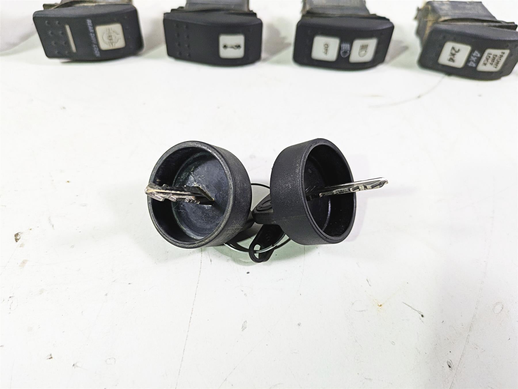 2022 Can-Am Defender XMR HD10 Ignition Switch Key Light Awd Switch Set 710007324 {{ shop.shopifyCountryName }} - Mototech271