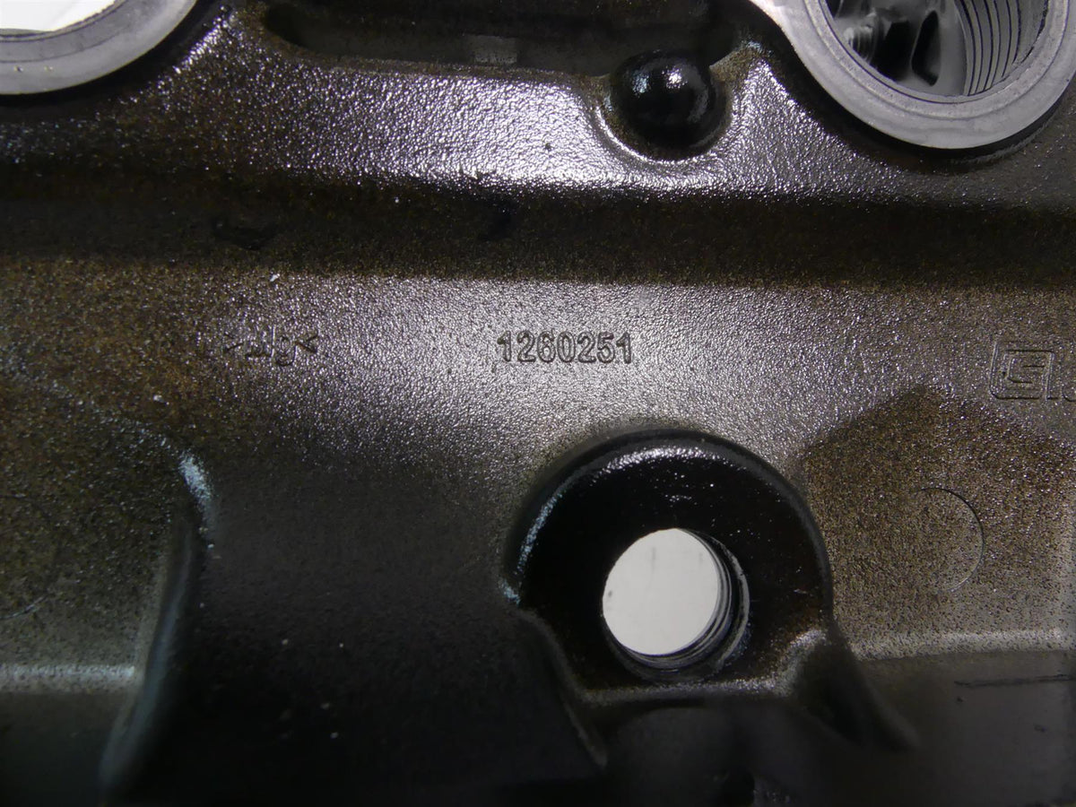 2019 Triumph Street Triple 765R Cylinderhead Valve Cover T1260251 {{ shop.shopifyCountryName }} - Mototech271