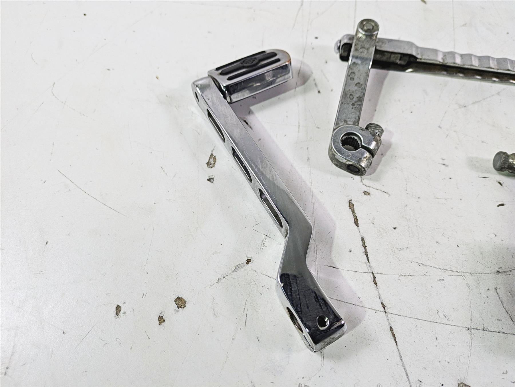 2003 Harley Touring FLHTCUI E-Glide 100th Billet Shift Lever & Links 33600001 {{ shop.shopifyCountryName }} - Mototech271