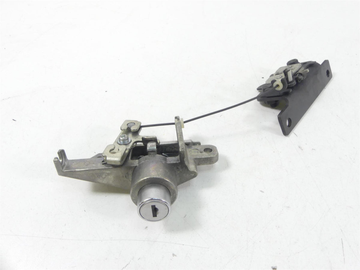 2011 Victory Vision Tour Ignition Switch Key Steering Saddlebag Lock Set 1015274 {{ shop.shopifyCountryName }} - Mototech271
