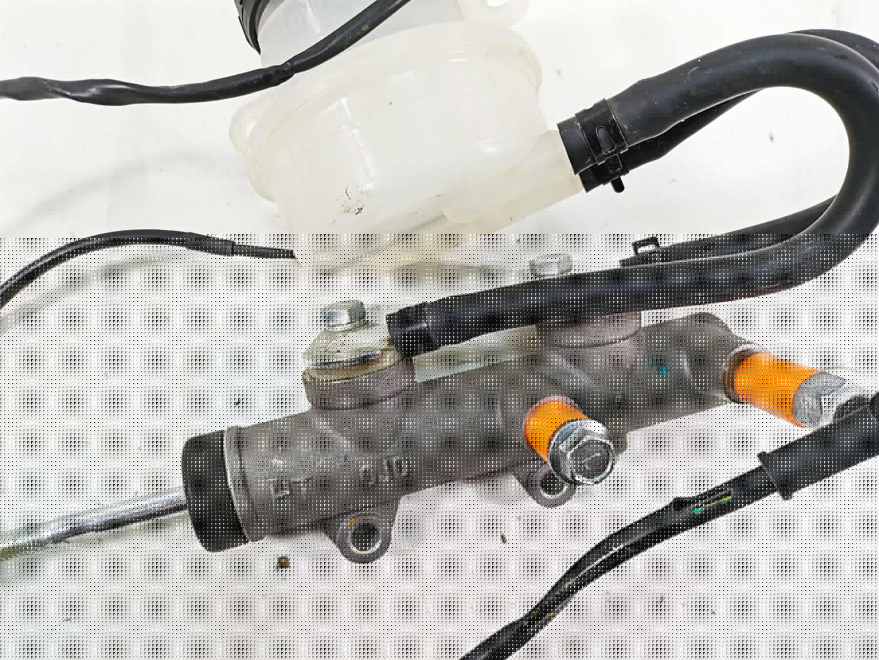 2021 CFMoto Zforce 500 Trail Main Brake Master Cylinder 5BWB-081100-00002 {{ shop.shopifyCountryName }} - Mototech271