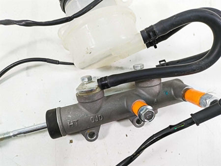 2021 CFMoto Zforce 500 Trail Main Brake Master Cylinder 5BWB-081100-00002 {{ shop.shopifyCountryName }} - Mototech271