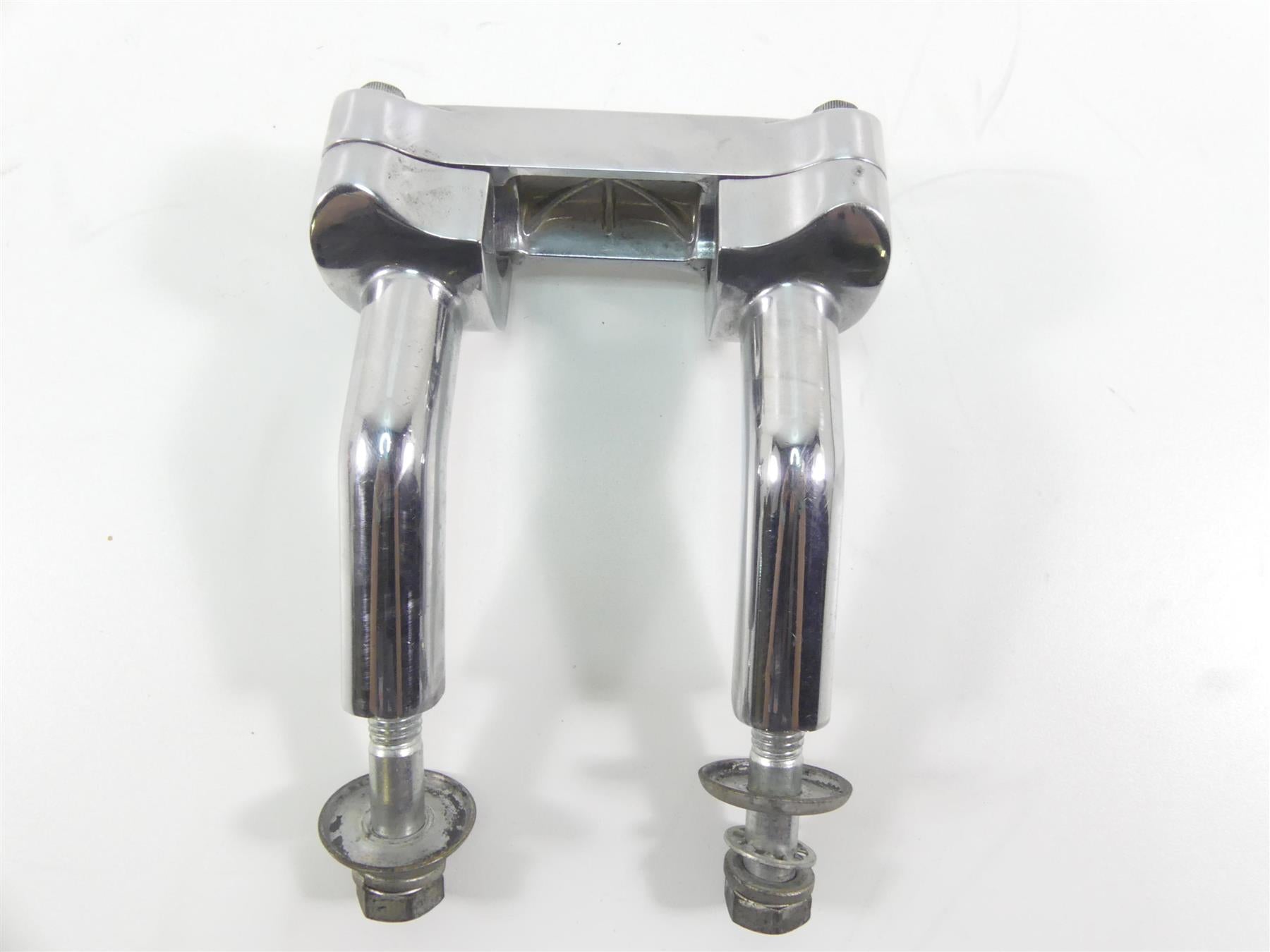 1999 Harley Dyna FXDL Low Rider Handlebar 4.5" Riser Holder Clamps 56119-77A {{ shop.shopifyCountryName }} - Mototech271
