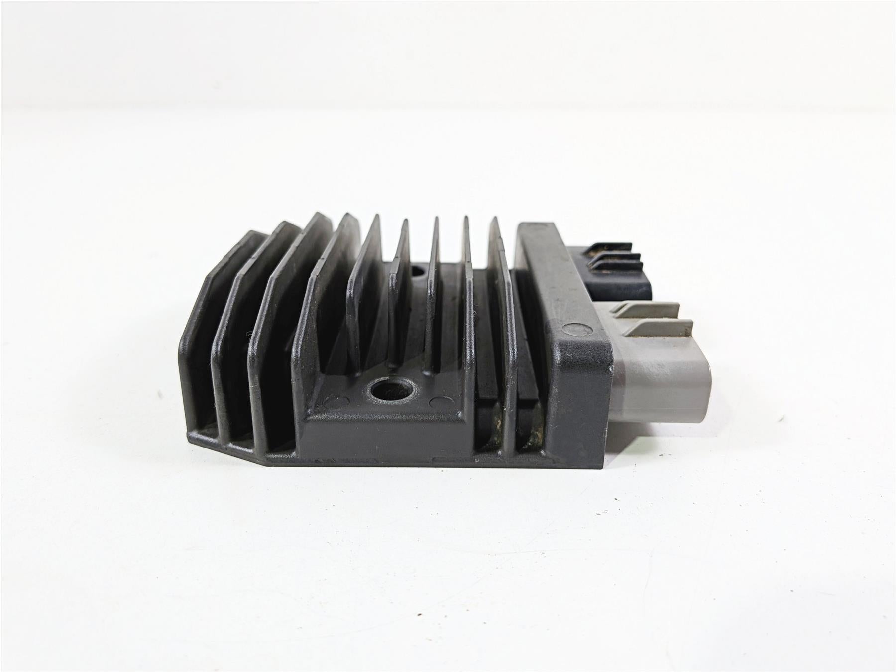 2021 Kawasaki Teryx KRX KRF 1000 ES Rectifier Voltage Regulator 21066-0771 {{ shop.shopifyCountryName }} - Mototech271