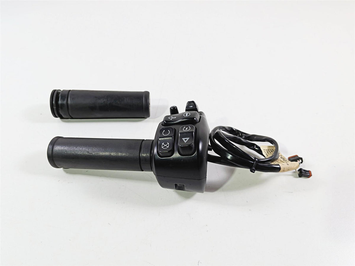 2014 Harley Touring FLHTK Electra Glide Right Hand Control Switch 71500130C-Mototech271