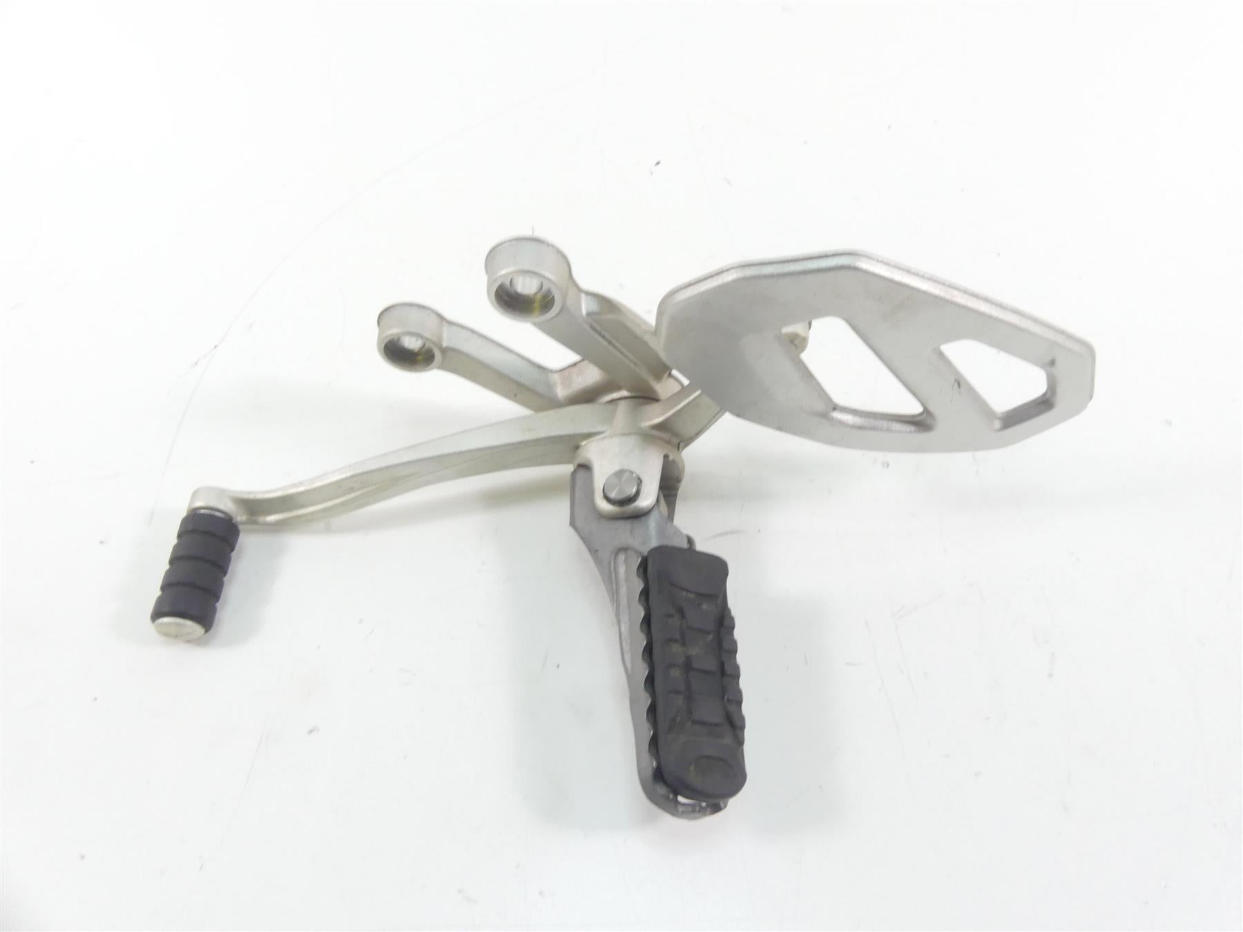 2016 BMW S1000XR K49 Left Front Rider Driver Footpeg & Shifter Lever 46718553835 | Mototech271