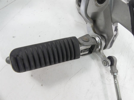 2007 Yamaha FZ1 Fazer Left Rider Footpeg Foot Peg Shifter Set 2D1-27442-01-00 {{ shop.shopifyCountryName }} - Mototech271