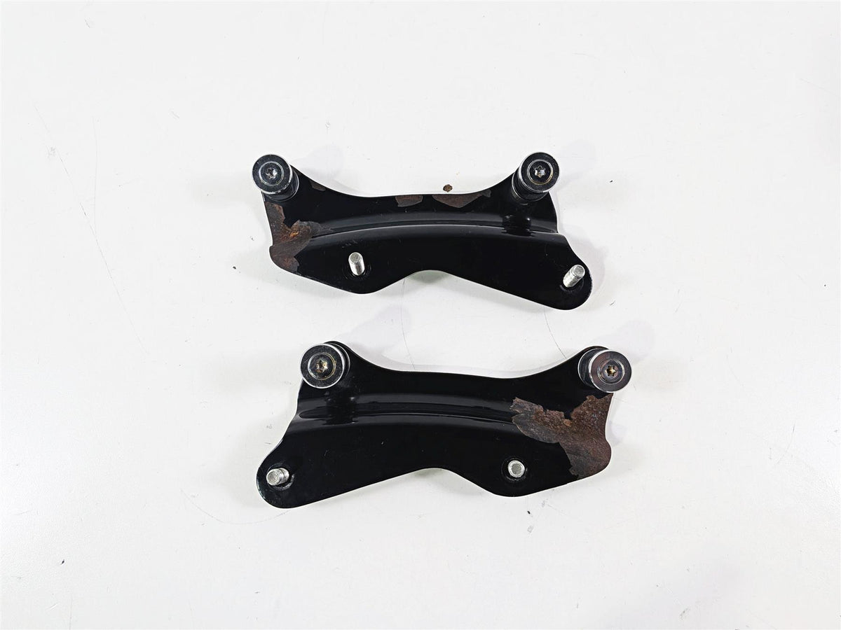 2020 Harley Touring FLTRK Road Glide 4-Point Docking Hardware Kit 52300354 {{ shop.shopifyCountryName }} - Mototech271