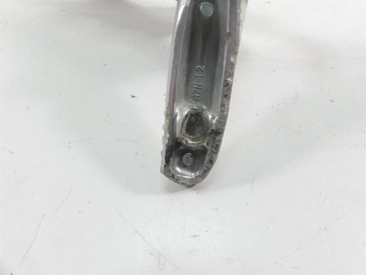 2022 Yamaha MT09 FZ09 Left Front Footpeg & Mount B7N-27442-00-00 {{ shop.shopifyCountryName }} - Mototech271