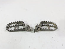 Load image into Gallery viewer, 2015 BMW R1200 GS Adv K51 Rider Footpeg Foot Peg Set 46718529843 46718529844
