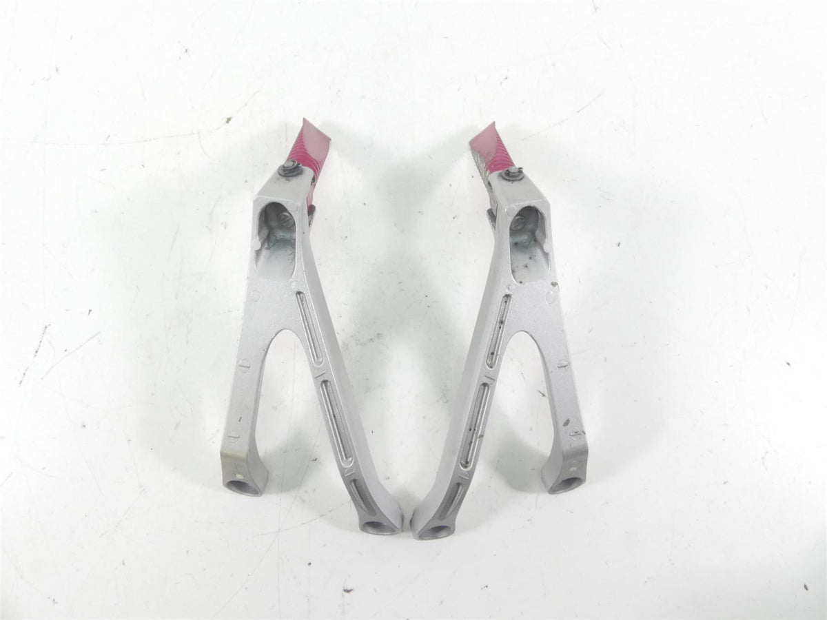 2015 Honda CBR1000 RR SC59 Rear Passenger Footpeg Peg Set 50760-MFL-D20 {{ shop.shopifyCountryName }} - Mototech271