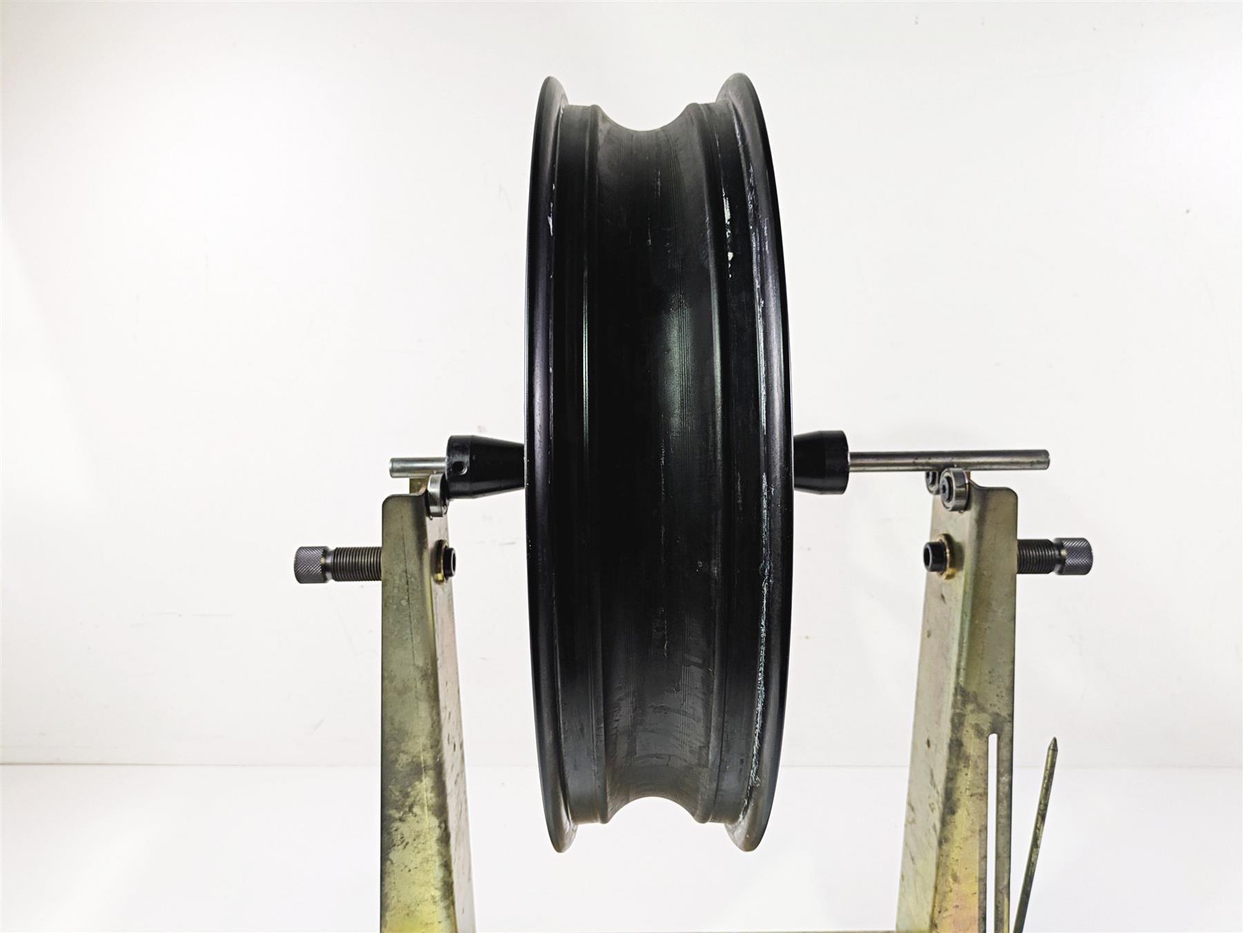 2022 Ducati Streetfighter V2 Straight Front Wheel Rim 17x3.5 50122341AA {{ shop.shopifyCountryName }} - Mototech271