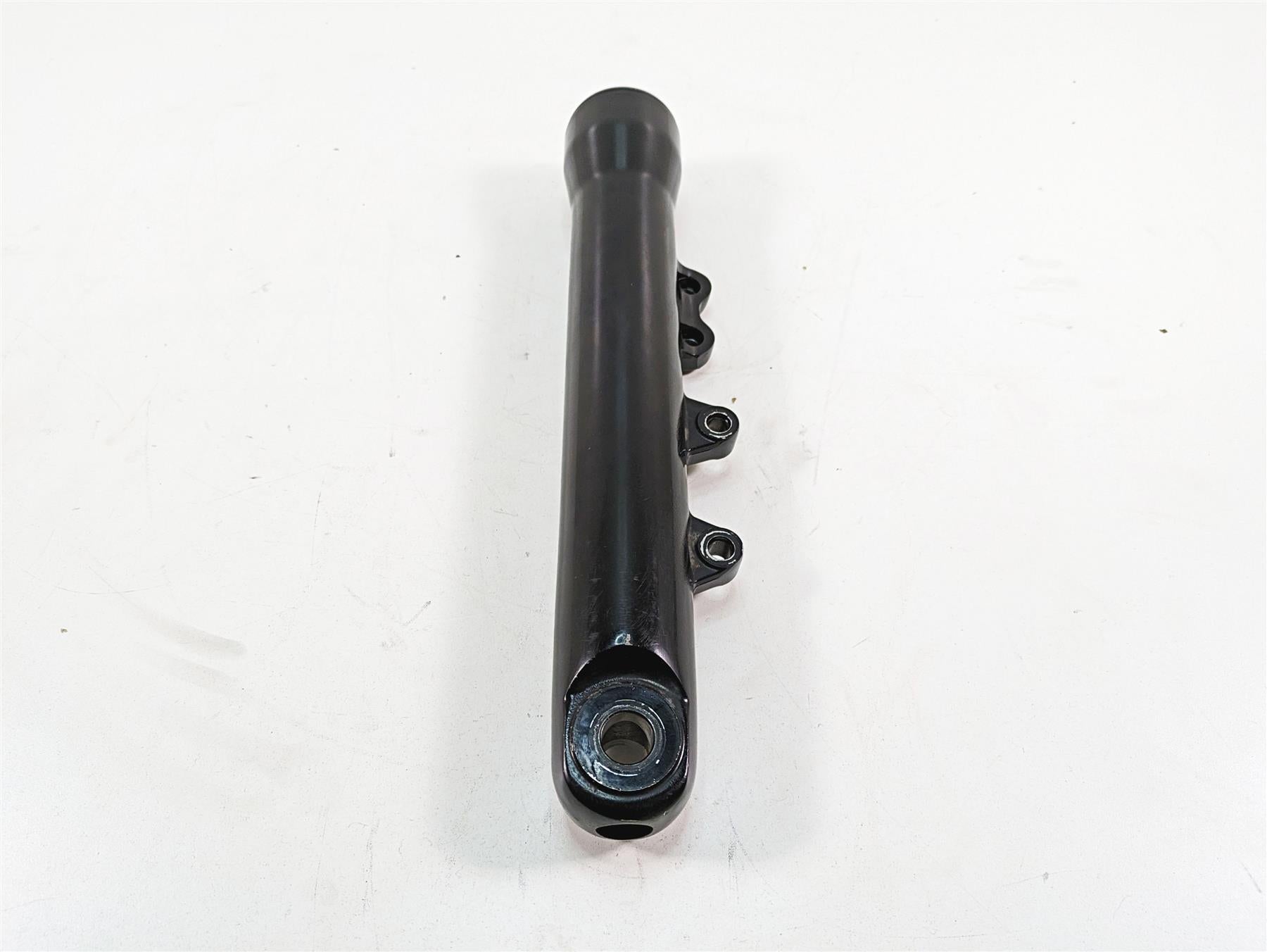 2009 Harley FXDF Dyna Fat Bob Showa Left Front Fork Lower Slider 49mm 48740-08A {{ shop.shopifyCountryName }} - Mototech271