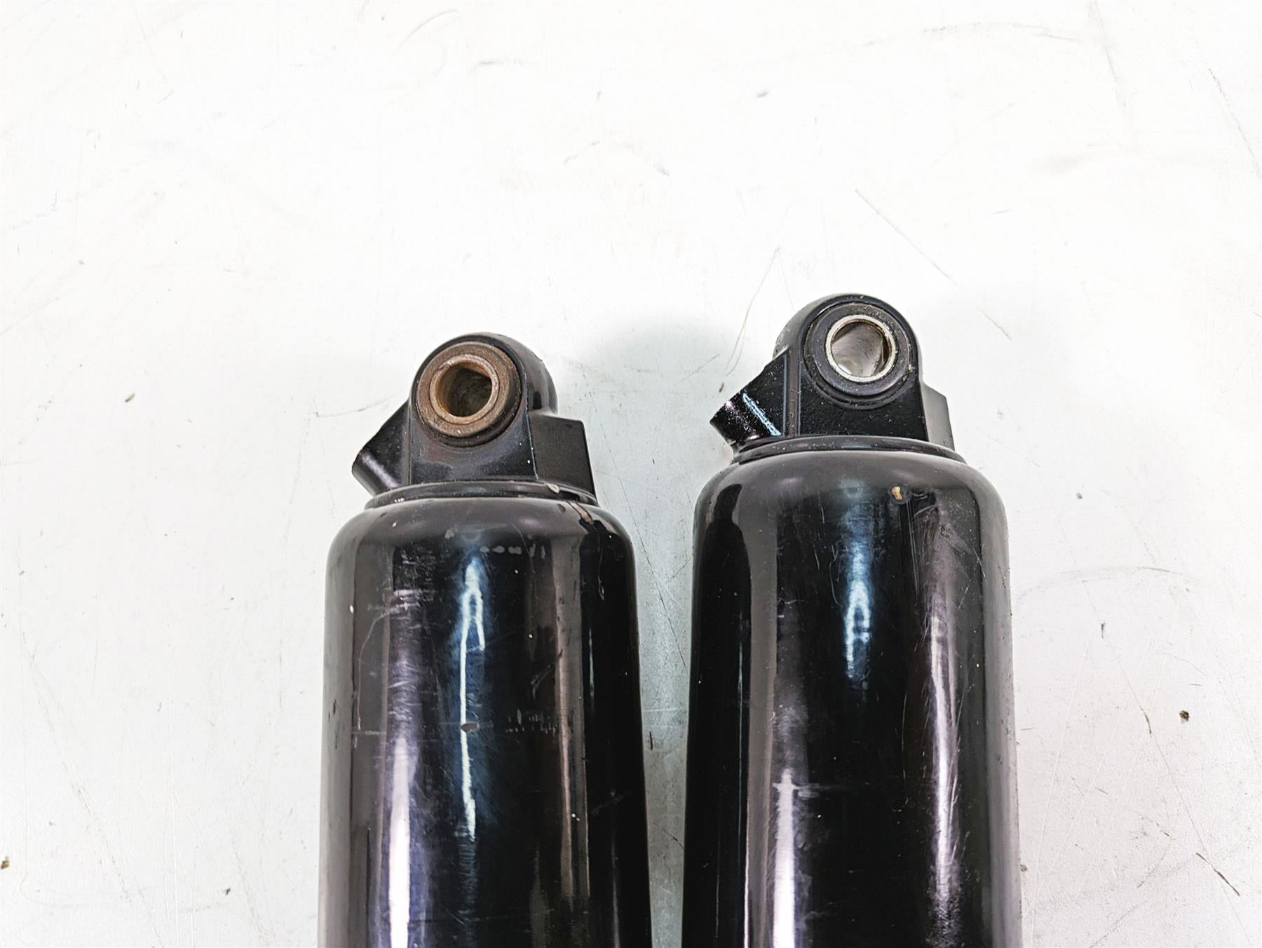 2009 Harley Touring FLHTCU Electra Glide Rear Air Shock Damper Set READ 54565-97 {{ shop.shopifyCountryName }} - Mototech271