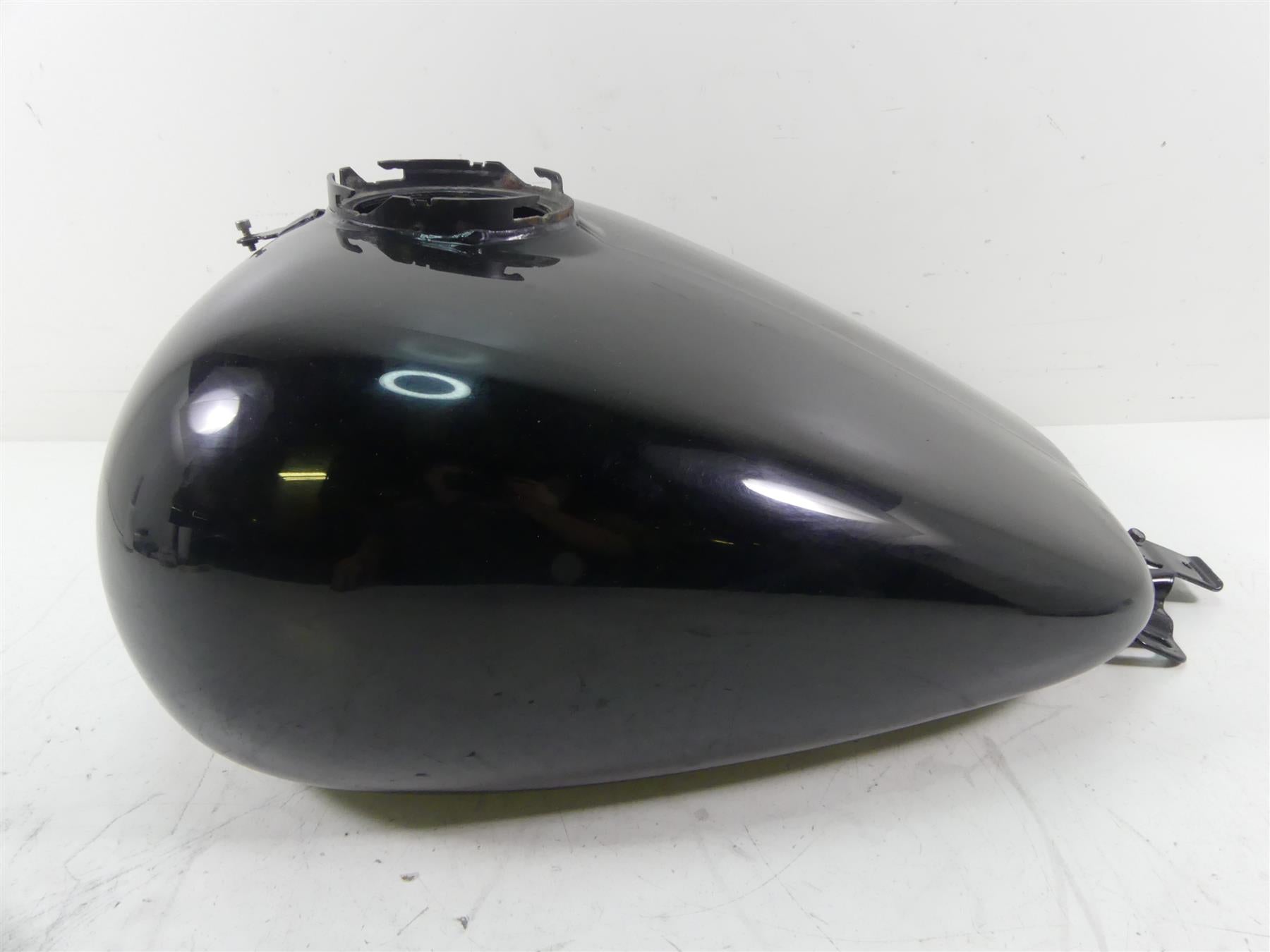 2011 Harley Touring FLTRX Road Glide Fuel Gas Petrol Tank - No Dents 61356-08 | Mototech271