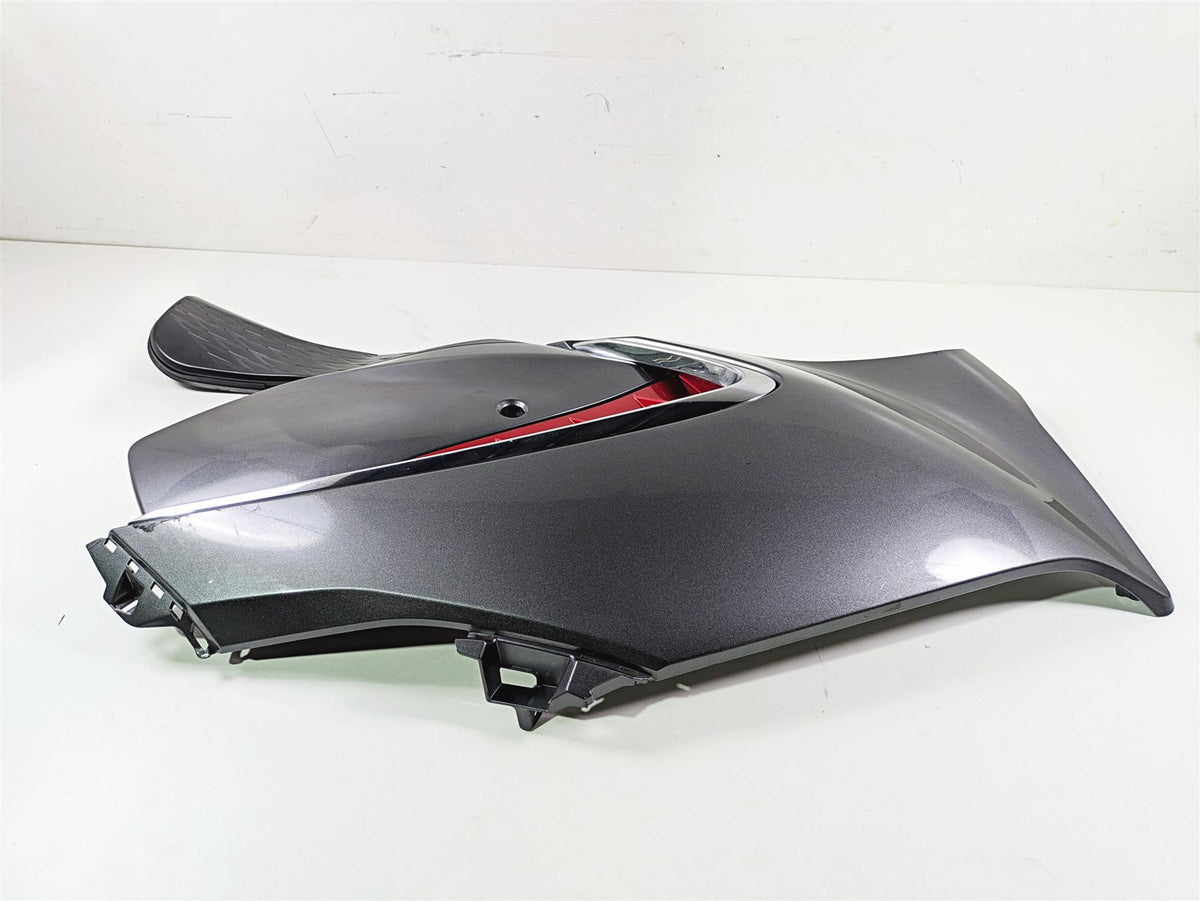 2023 Suzuki GSX1300 RR Hayabusa Right Main Fairing Cover 94470-10L00 {{ shop.shopifyCountryName }} - Mototech271