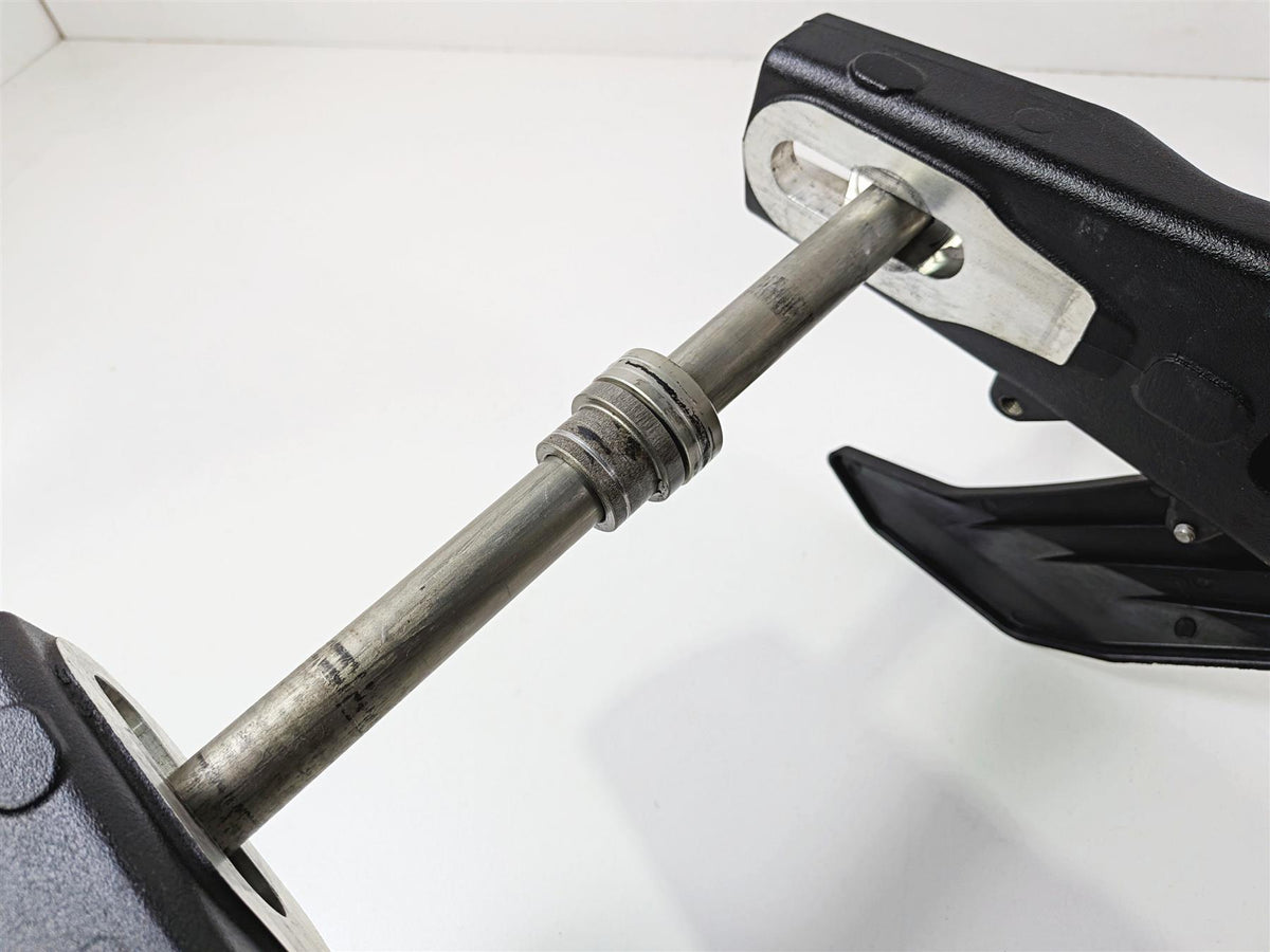2022 Triumph Tiger 900 GT Pro Rear Swingarm Swing Arm & Axle T2050983 {{ shop.shopifyCountryName }} - Mototech271