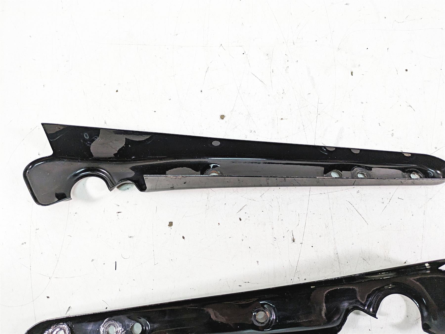 2017 Harley XL883 N Sportster Iron Rear Fender Struts Braces 60203-06 60204-06 {{ shop.shopifyCountryName }} - Mototech271
