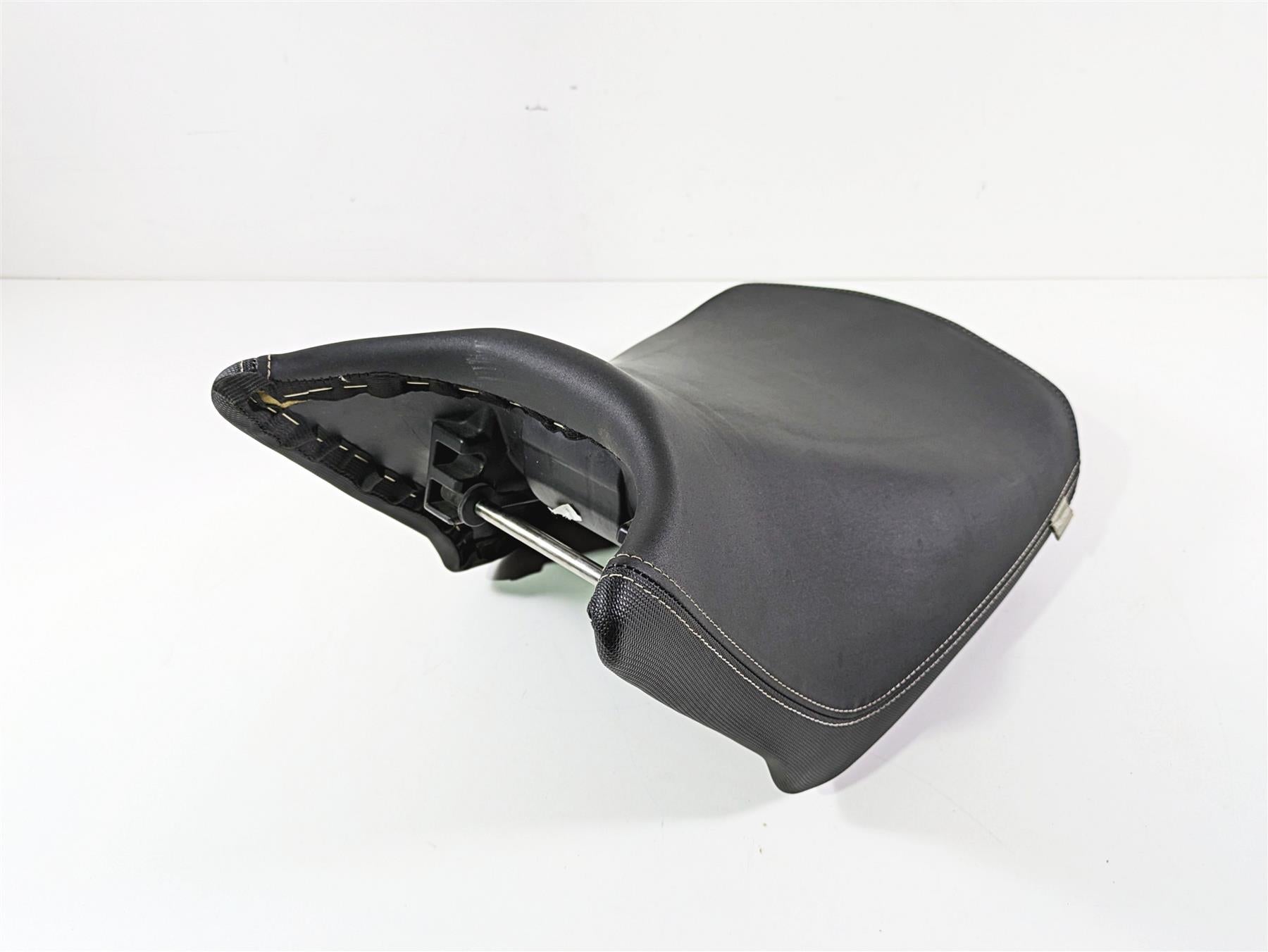 2015 Triumph Tiger Explorer XC Heated Front Rider Seat Saddle T2308140 {{ shop.shopifyCountryName }} - Mototech271