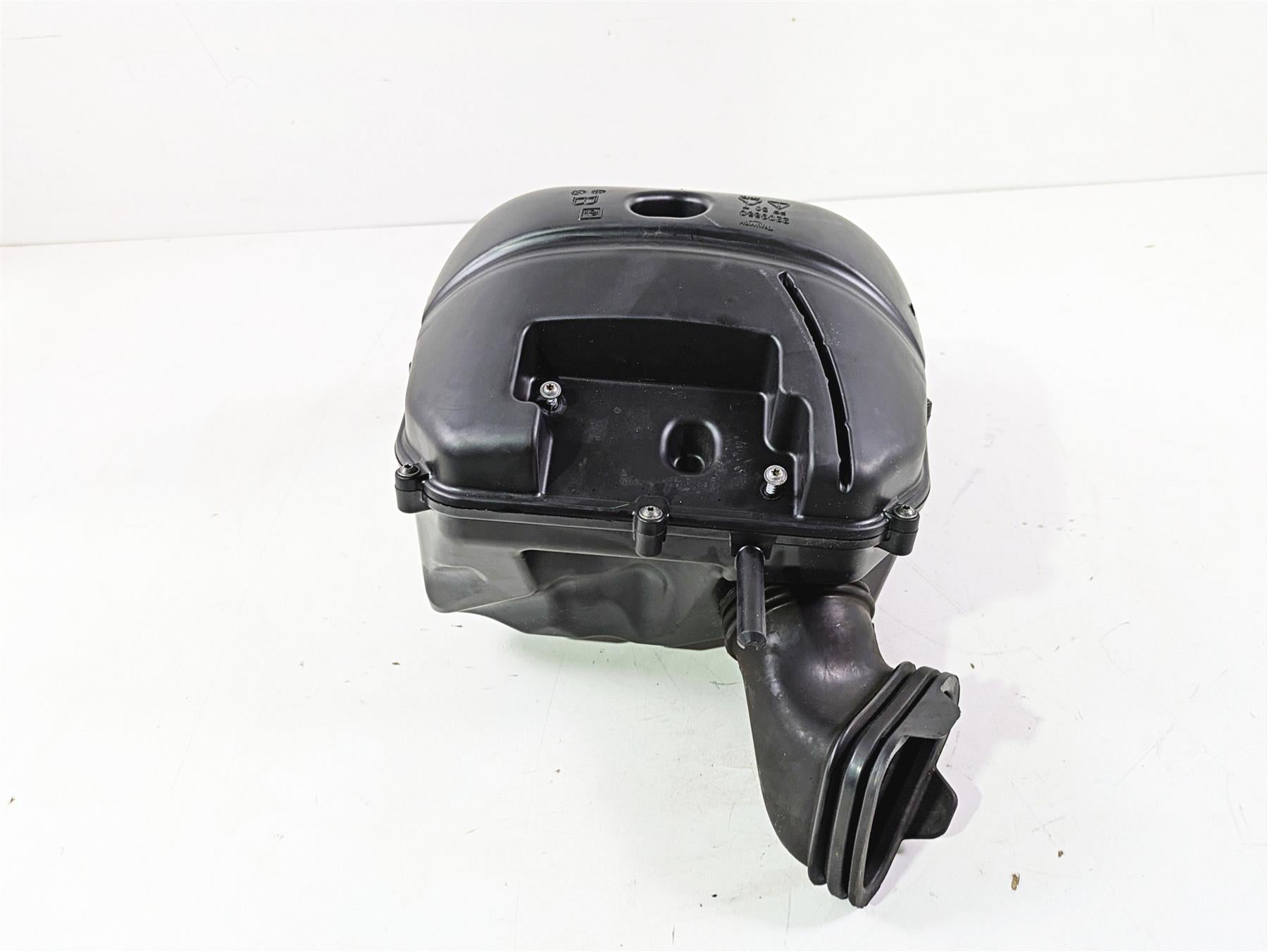 2013 Triumph Tiger 1215 Explorer Air Box Cleaner Breather & Tubes Set T2209550 {{ shop.shopifyCountryName }} - Mototech271