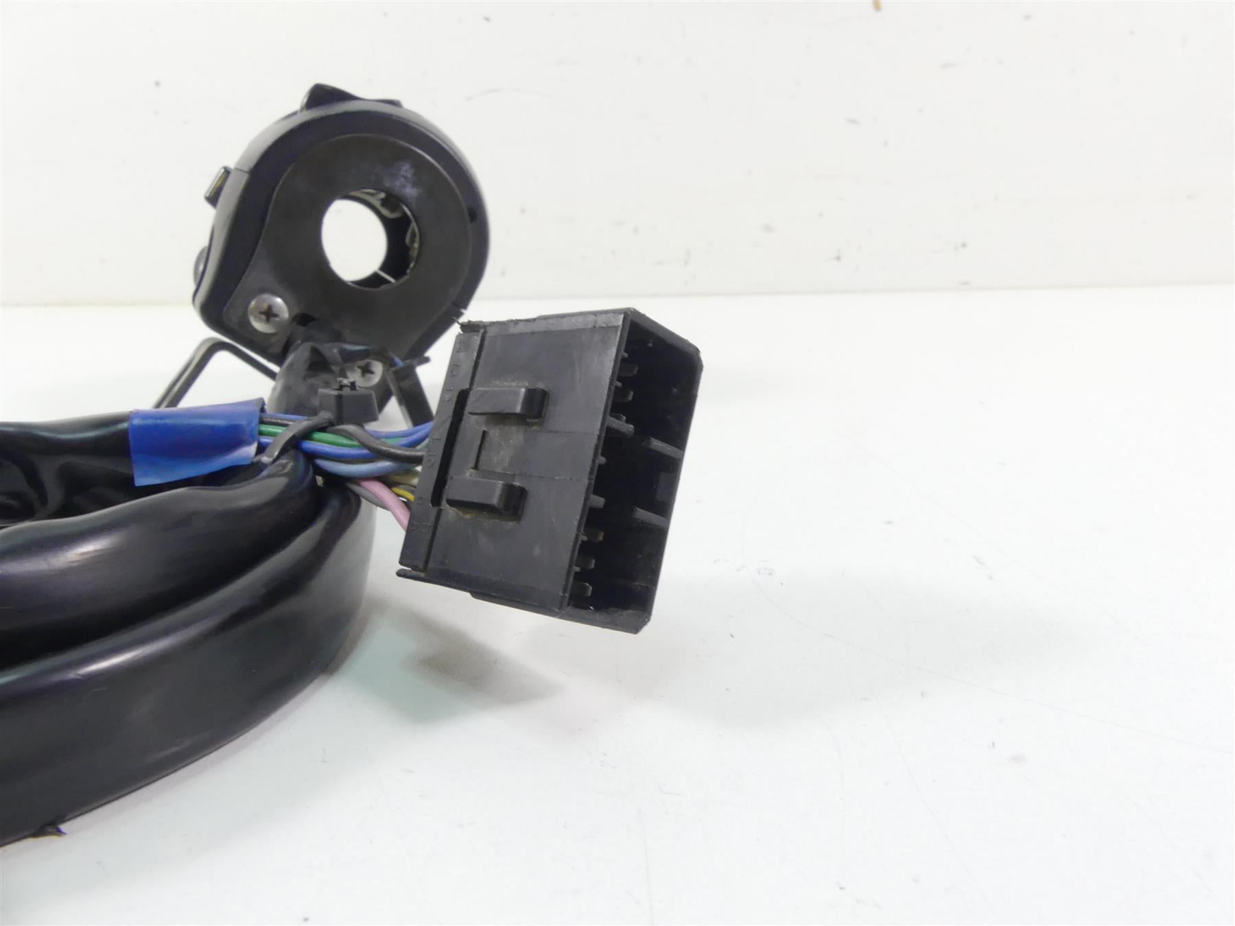 2015 Victory Cross Country Tour Left Hand Turn Signal Control Switch 4012119 {{ shop.shopifyCountryName }} - Mototech271