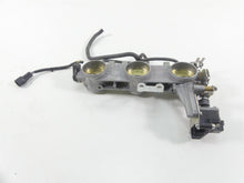 Load image into Gallery viewer, 2015 Triumph 1050 Speed Triple R Keihin Throttle Body Set T1240410
