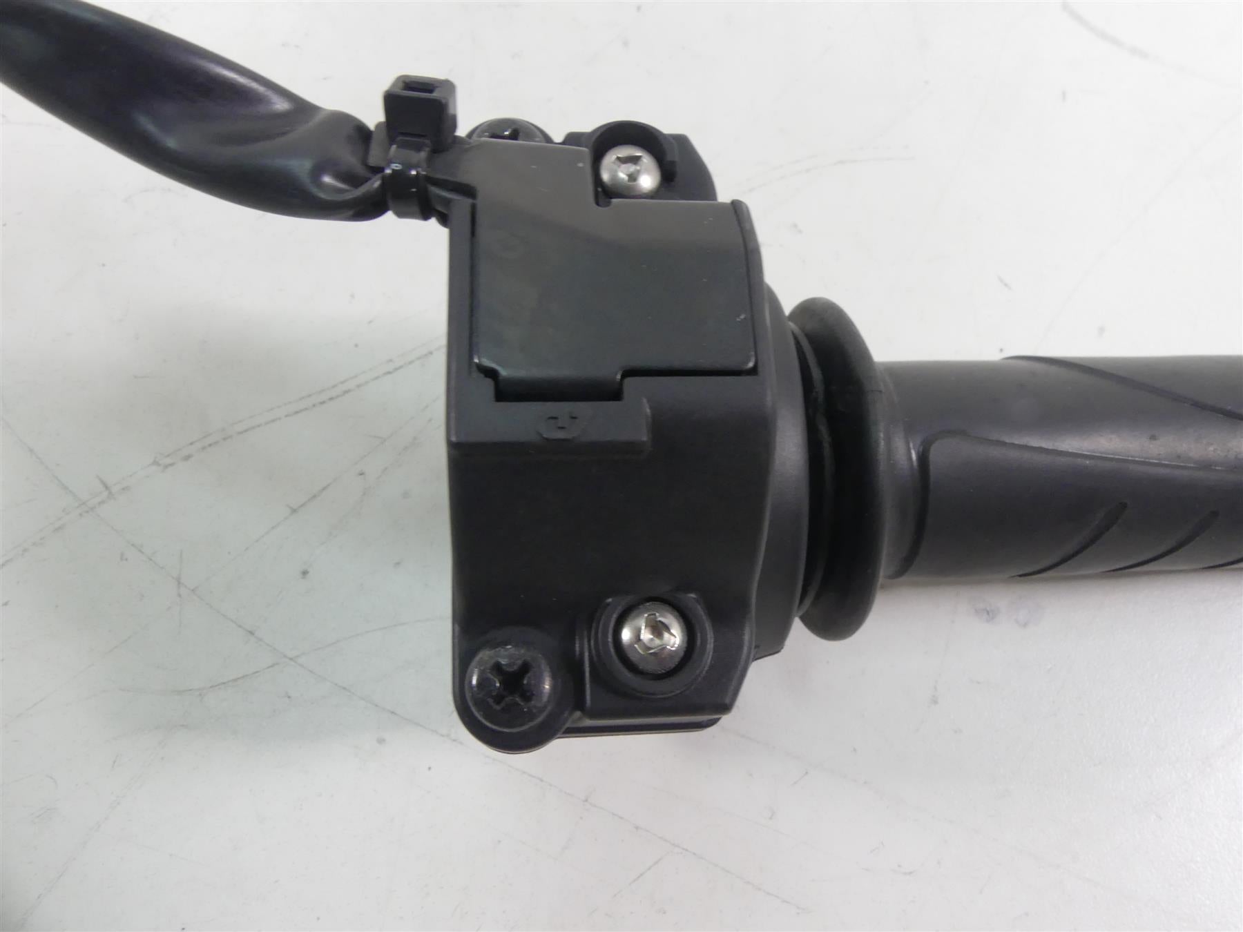 2020 Ducati Panigale V2 Ride Fly By Wire Throttle Sensor Grip Set 66020102B {{ shop.shopifyCountryName }} - Mototech271