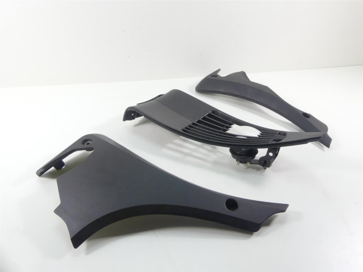 2015 Victory Cross Country 8 Ball Radiator Side & Center Cover Fairings 5437803 {{ shop.shopifyCountryName }} - Mototech271