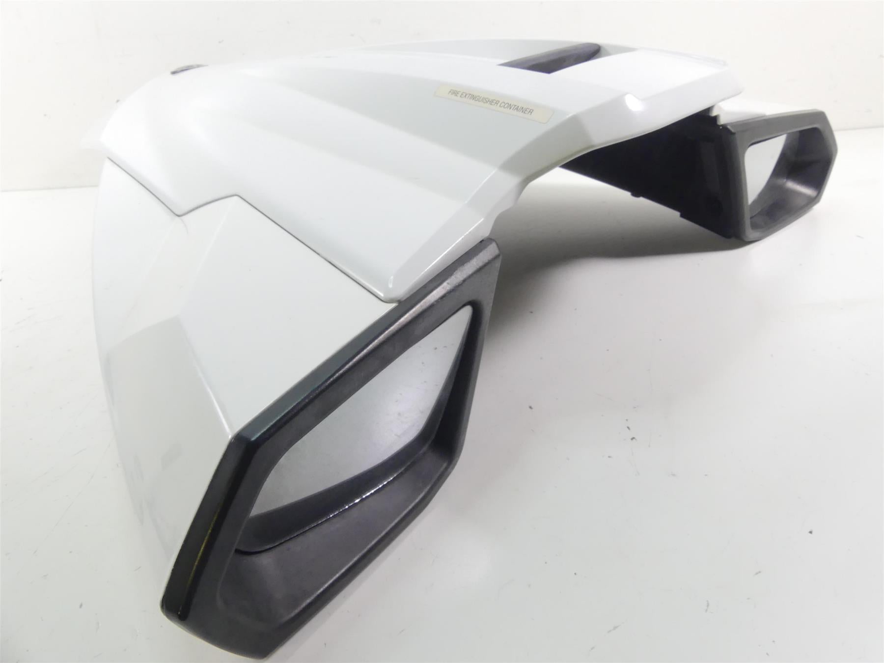 2016 Yamaha Waverunner VX 1050 Deluxe Hood & Storage Box Set F2X-U517B-00 {{ shop.shopifyCountryName }} - Mototech271