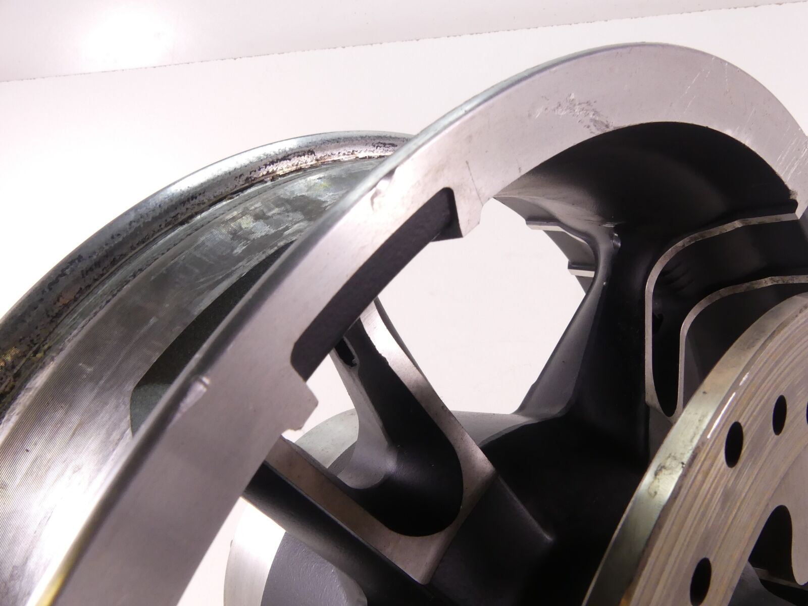 2016 Harley Touring FLTRX Road Glide Rear Straight Rim Wheel 16x5 40900033 {{ shop.shopifyCountryName }} - Mototech271