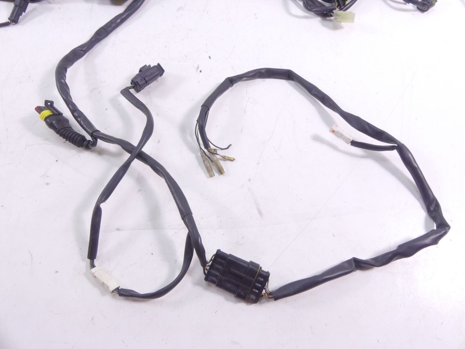 2009 Harley FLHTC CVO Electra Glide Front Fairing Wiring Harness 70232-08 {{ shop.shopifyCountryName }} - Mototech271